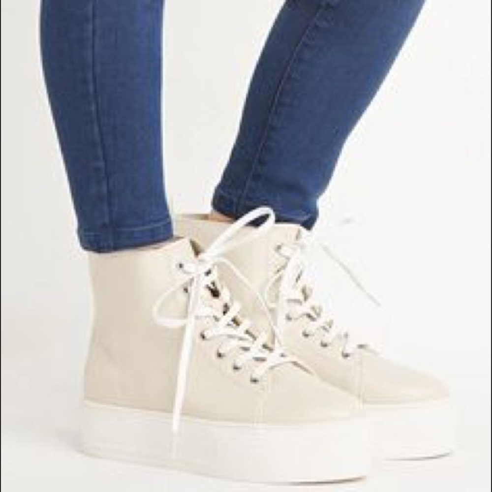 Flatform Ankle Boots